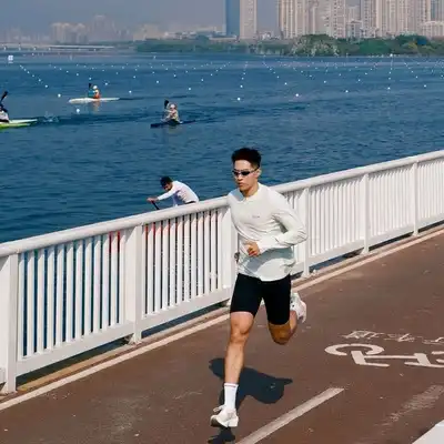 彭龙怡